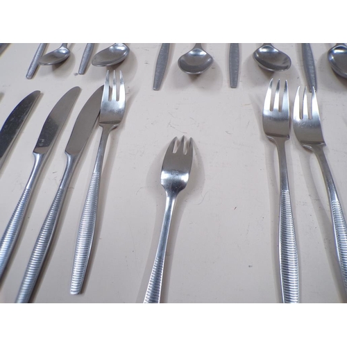 1655 - BOX OF 20c STAINLESS CUTLERY