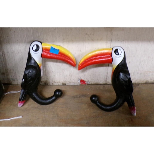 118 - PAIR OF REPLICA CAST IRON TOUCAN WALL HOOKS