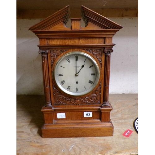 93 - EARLY 20C OAK CASED MANTEL CLOCK