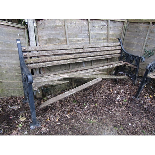 1050 - METAL FRAMED BENCH