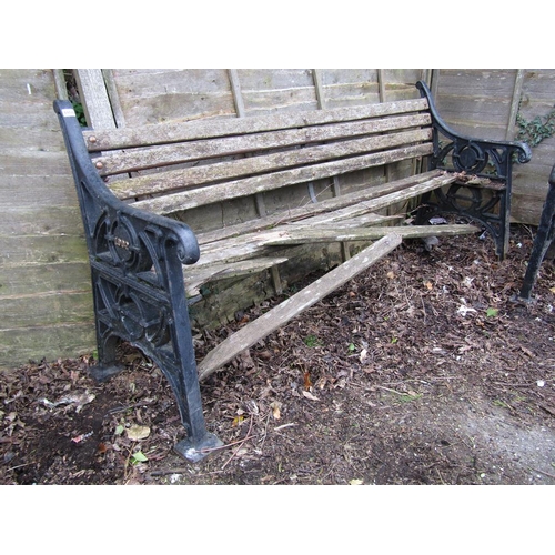 1050 - METAL FRAMED BENCH