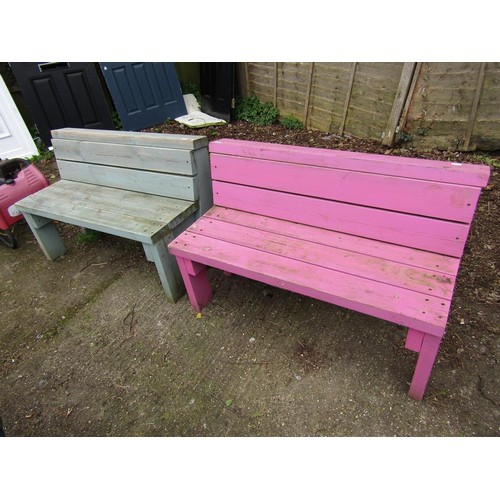 1043 - TWO WOODEN BENCHES