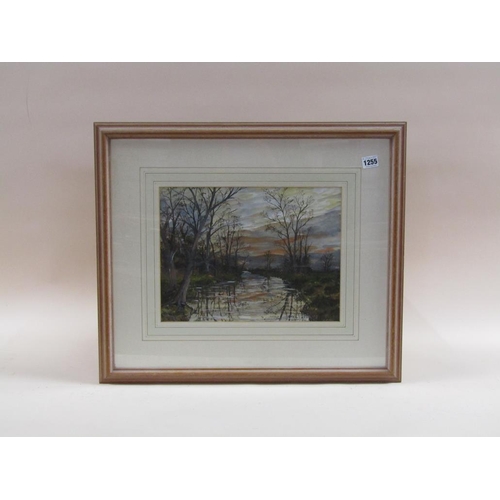 1255 - R JONES, SUNSET OVER THE DISTANT HILLS WITH RIVER IN FOREGROUND, SIGNED WATERCOLOUR.  F/G 27 x 35 cm... 