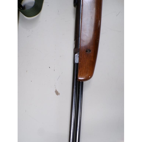 1415 - AIR RIFLE IN CASE