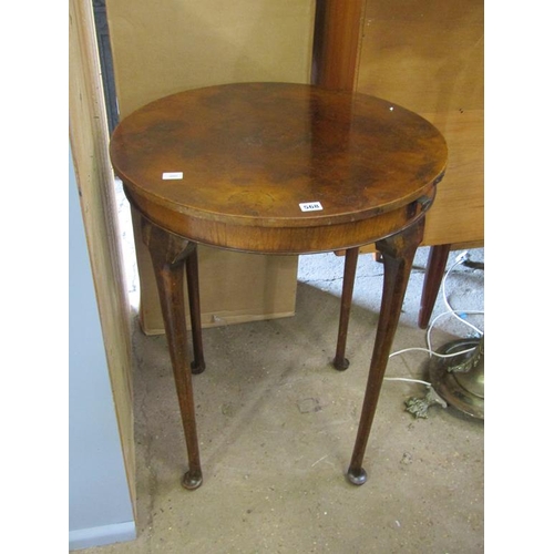 568 - WALNUT VENEERED OCCASIONAL TABLE