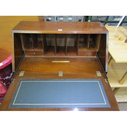 572 - MAHOGANY BUREAU