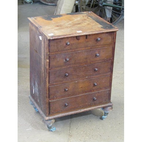 714 - OAK FIVE DRAWER CHEST