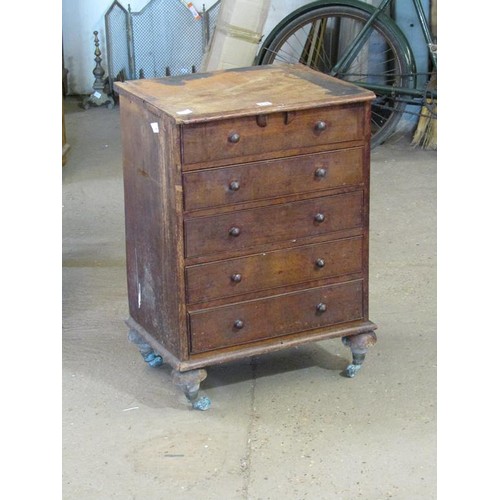 714 - OAK FIVE DRAWER CHEST