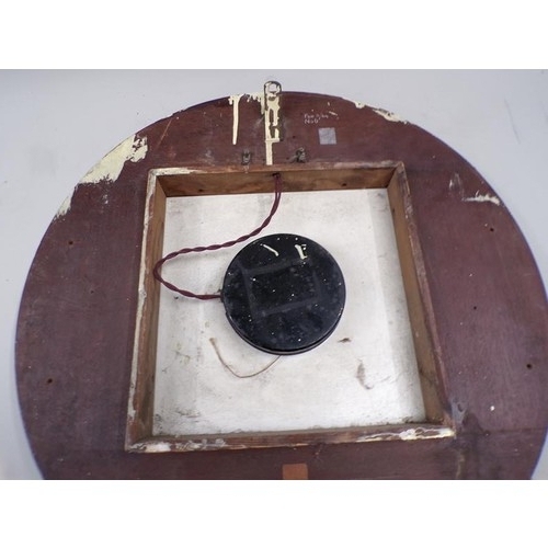 1372 - GPO WALL CLOCK - A/F LOOSE GLASS