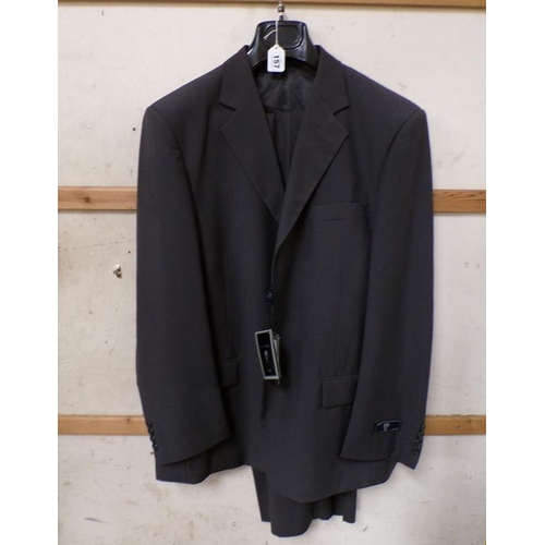 157 - ITALIAN GENTS SUIT