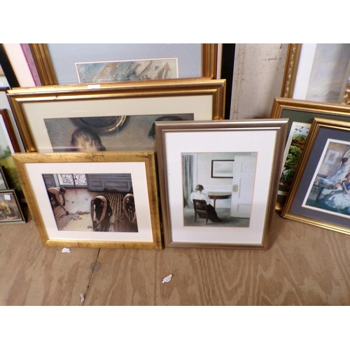 172 - COLLECTION OF FRAMED PICTURES AND PRINTS