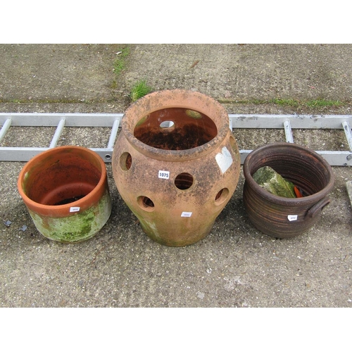 1075 - THREE GARDEN POTS