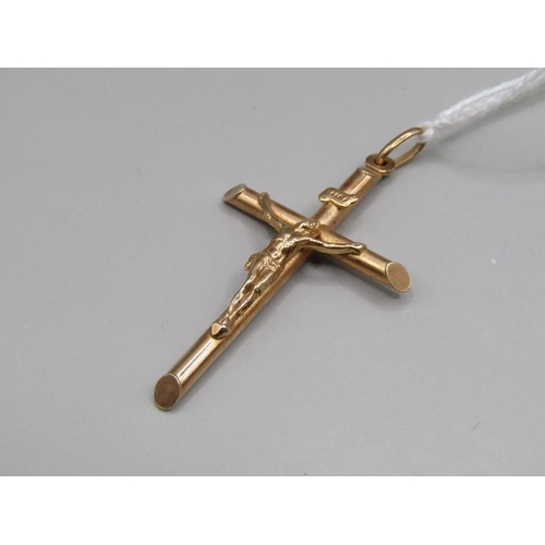 1555 - 9ct GOLD CRUCIFIX PENDANT 2.7g