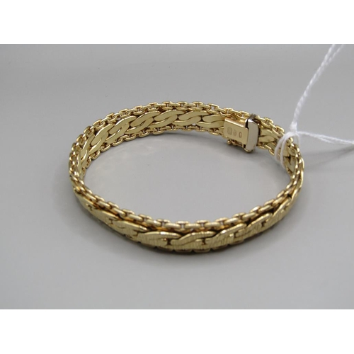 1568 - 18ct GOLD BRACELET 23.5g