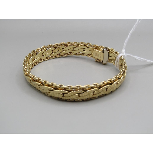 1568 - 18ct GOLD BRACELET 23.5g