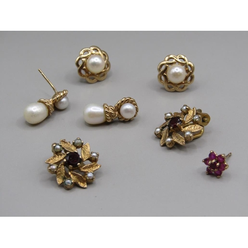 1581 - COLLECTION OF GOLD EARRINGS, SOME STONE SET - 10g TOTAL