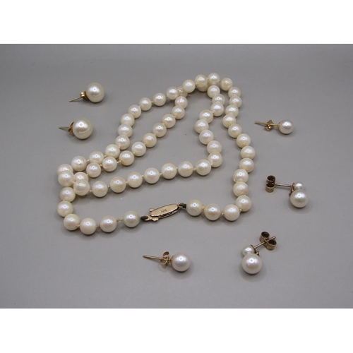 1586 - GOLD PEARL EARRINGS AND A NECKLACE