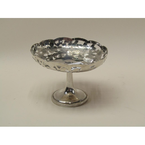 1595 - ORIENTAL SILVER PIERCED DISH ON STAND, 3ozt