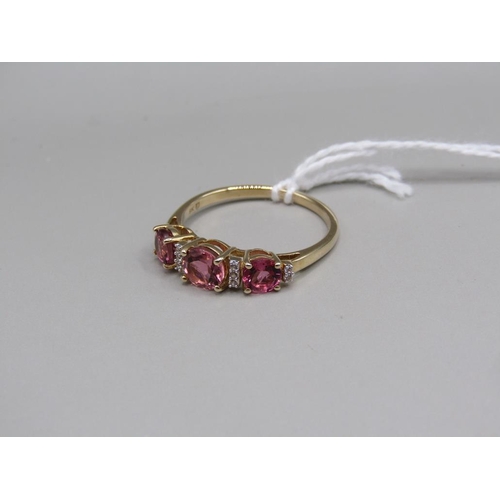 1618 - YELLOW GOLD PINK SAPPHIRE - RING Q