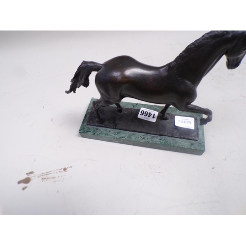 1466 - BRONZE FIGURE OF A HORSE 'BUCEPHALUS' ON A GREEN STONE BASE - 21cms W