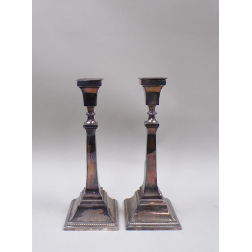 1694 - PAIR OF SILVER CANDLESTICKS 19.7ozt