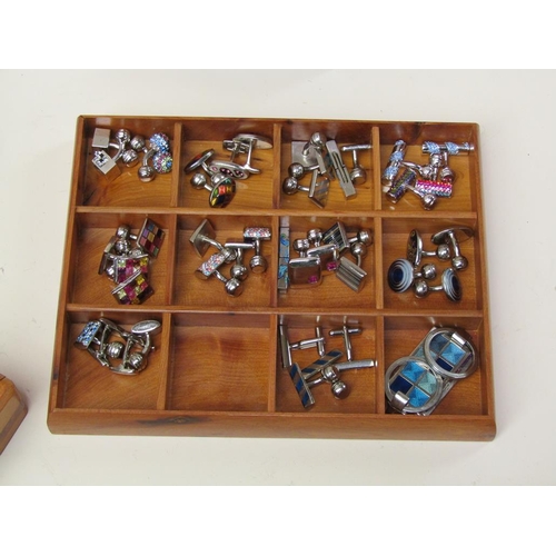 1744 - BOX OF CUFFLINKS