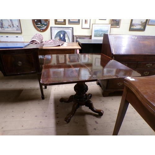 1941 - VICTORIAN ROSE WOOD FOLD OVER CARD TABLE 93 x 75cms