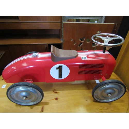 825 - CHILDS CAR