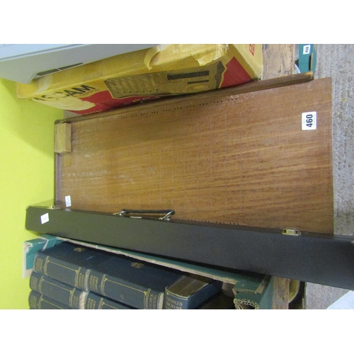 460 - SHOVE HA'PENNY BOARD AND A RILEY BURWAT SNOOKER CUE IN CARRY CASE