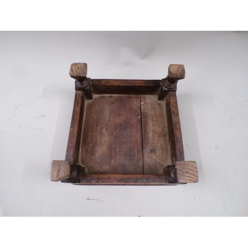 1424 - 19C CARVED WOODEN STAND, 24CM W