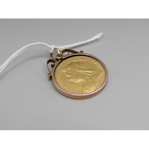 1528 - 1901  GOLD SOVEREIGN IN A 9ct GOLD PENDANT MOUNT