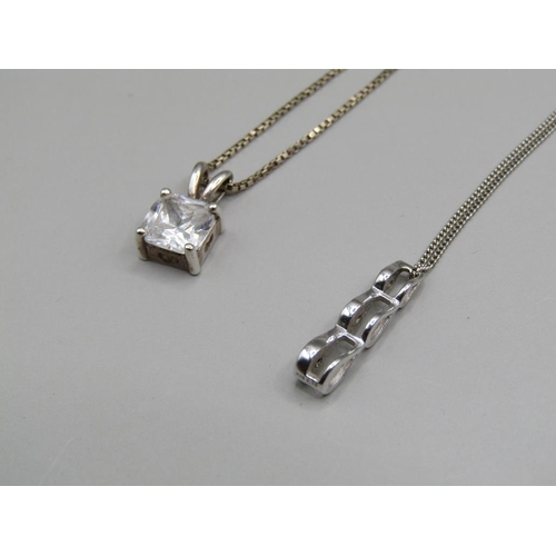1565 - 18ct GOLD CHAIN WITH SILVER PENDANT AND 9ct GOLD PENDANT WITH SILVER CHAIN