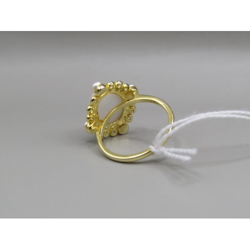 1580 - SILVER GILT JADE AND PEARL RING SIZE P