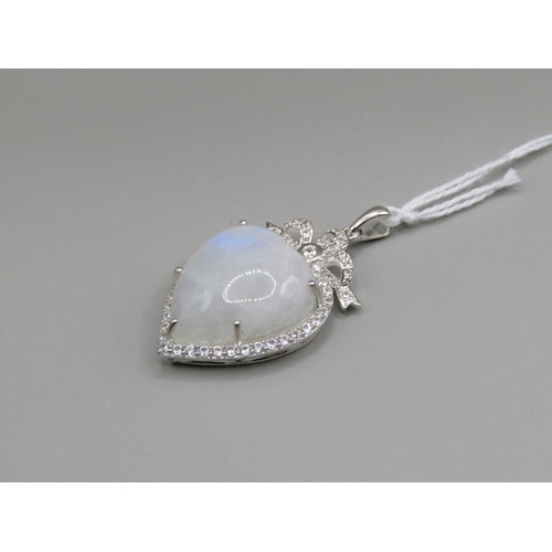 1604 - SILVER MOONSTONE HEART PENDANT