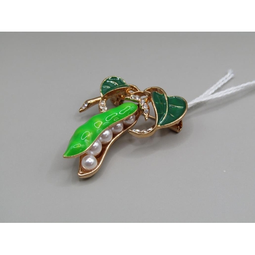 1617 - ENAMEL PEAPOD BROOCH