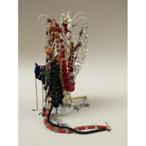 1633 - BOX OF MIXED COSTUME JEWELLERY TO INC. NECKLACES ETC