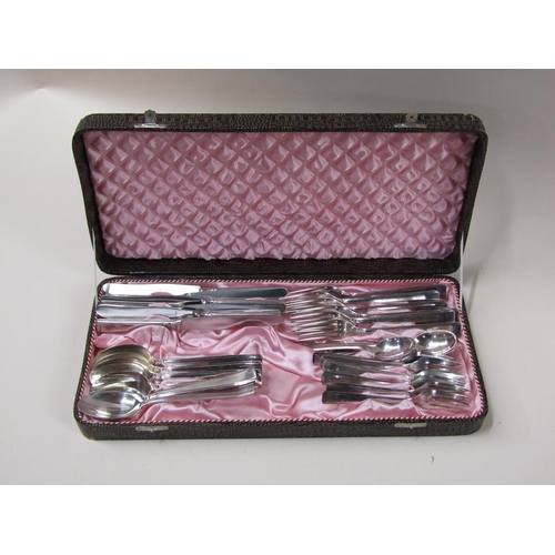 1687 - CANTEEN OF CUTLERY AND A BOX SET OF CONTINENTAL CUTLERY