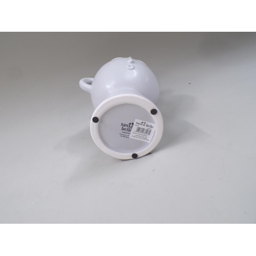 1820 - SASS & BELLE AMIRA FACE VASE, 26CM H