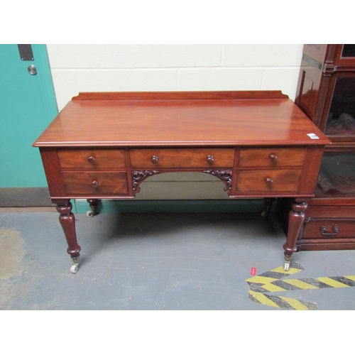 1842 - VICTORIAN MAHOGANY DESK 102 x 75 cms
