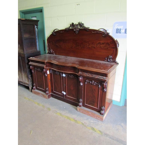 1843 - VICTORIAN MAHOGANY SIDEBOARD 187 x 93 cms