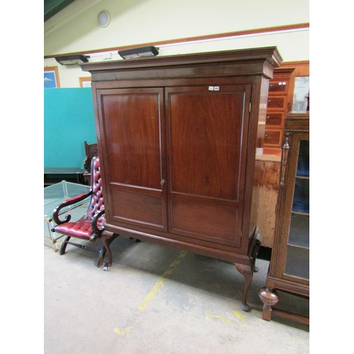 1847 - 19c MAHOGANY LINEN CABINET 146 x 188 cms