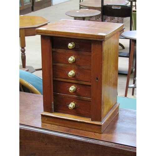 1900 - MINIATURE WELLINGTON CHEST 33 x 46 cms