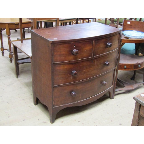 1903 - GEORGIAN BOW FRONTED CHEST 91 x 92 cms