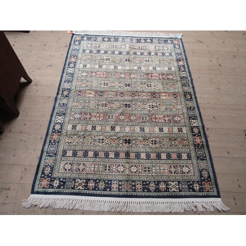 1912 - ORIENTAL RUG - 195CM X 140CM