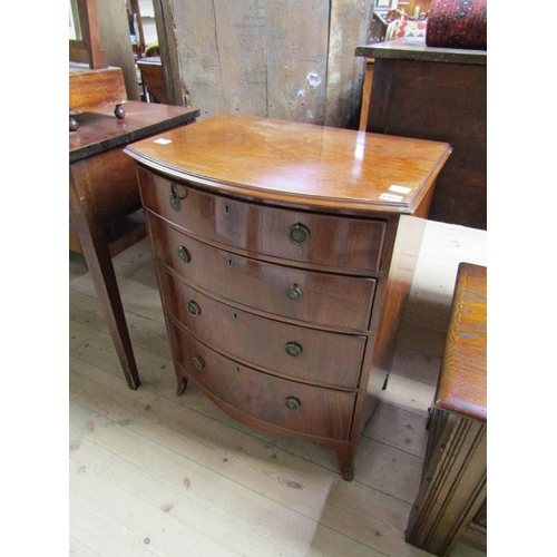 1922 - EARLY 20c MAHOGANY CHEST 61 x 78 cms