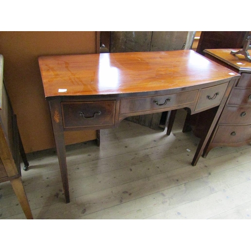 1924 - GEORGIAN DRESSING TABLE 104 x 77 cms