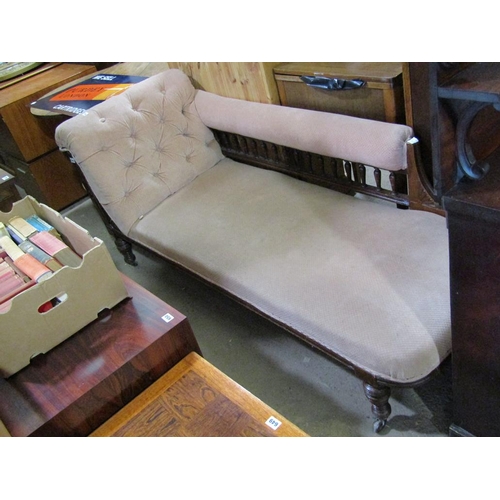 666 - UPHOLSTERED CHAISE LONGUE