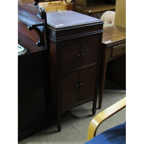 671 - OAK GRAMOPHONE CABINET