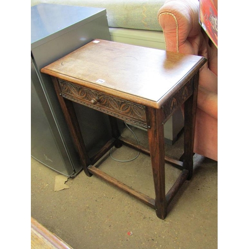 770 - OAK SIDE TABLE