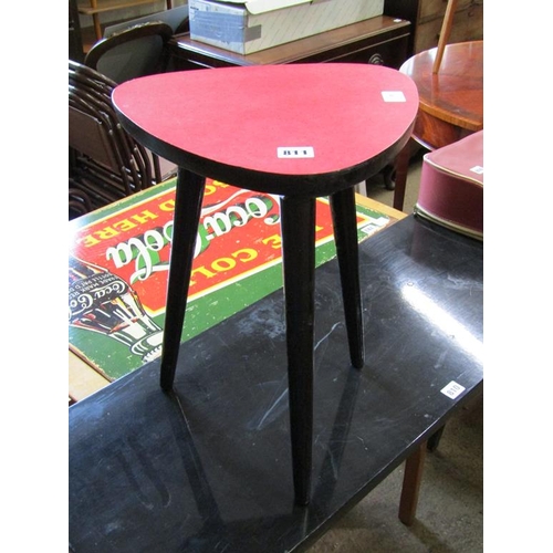 811 - OCCASIONAL TABLE